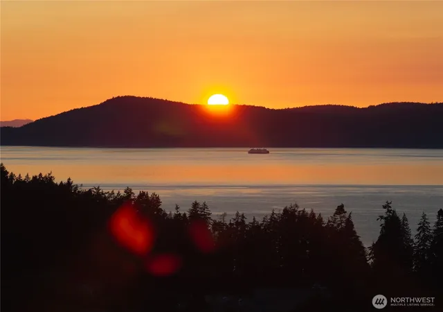 Photo 3 of Single family home for sale at 1907 Cay Way, Anacortes, WA 98221 | MLS# NWM2557816 | Listing updated on 2026-09-23