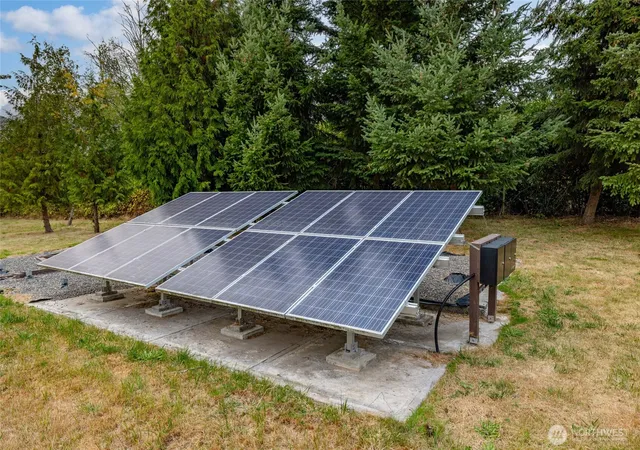 Photo 3 of Single family home for sale at 7017 Yukon Way, Ferndale, WA 98248 | MLS# NWM2557826 | Listing updated on 2026-09-25
