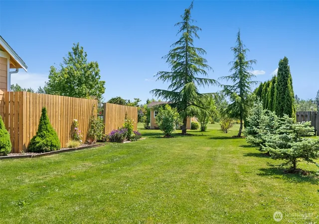 Photo 3 of Single family home for sale at 109 View Point Dr, Salkum, WA 98582 | MLS# NWM2557829 | Listing updated on 2026-10-07