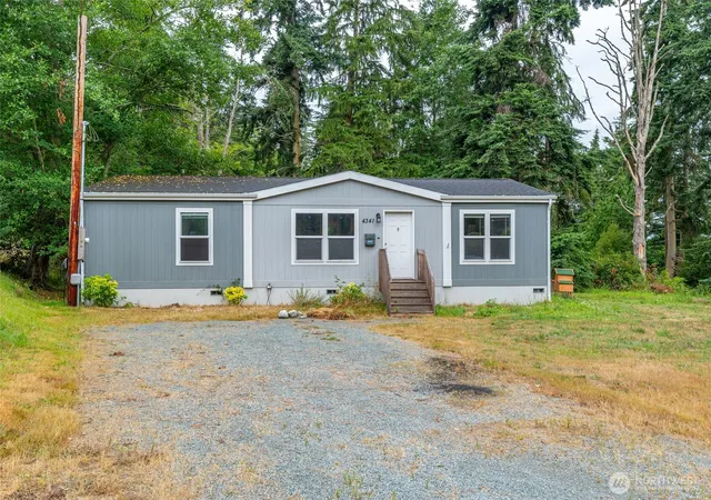 Photo 3 of Sale Pending at 4341 Noisy Cir, Oak Harbor, WA 98277 | MLS# NWM2557909 | Listing updated on 2026-08-23