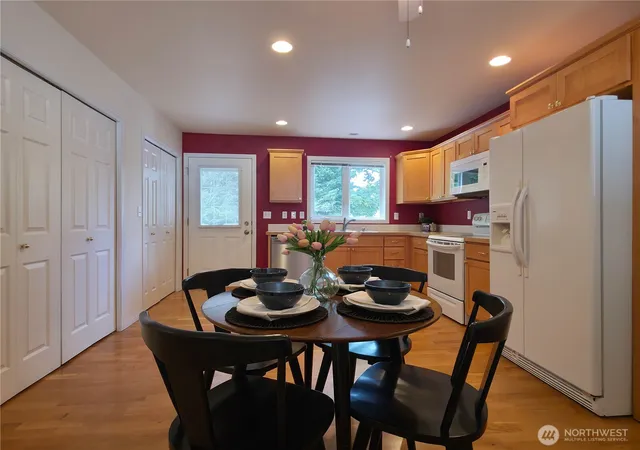 Photo 4 of Single family home for sale at 107 S Pass Rd #7, Nooksack, WA 98276 | MLS# NWM2557912 | Listing updated on 2026-09-23