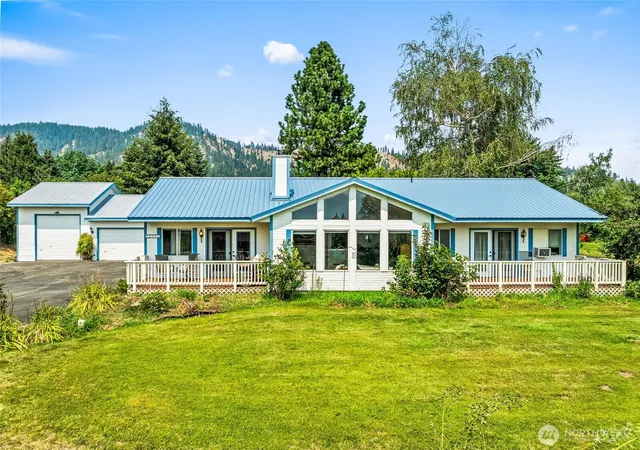 Photo 2 of Single family home for sale at 12320 Bergstrasse Rd, Leavenworth, WA 98826 | MLS# NWM2557915 | Listing updated on 2026-10-01