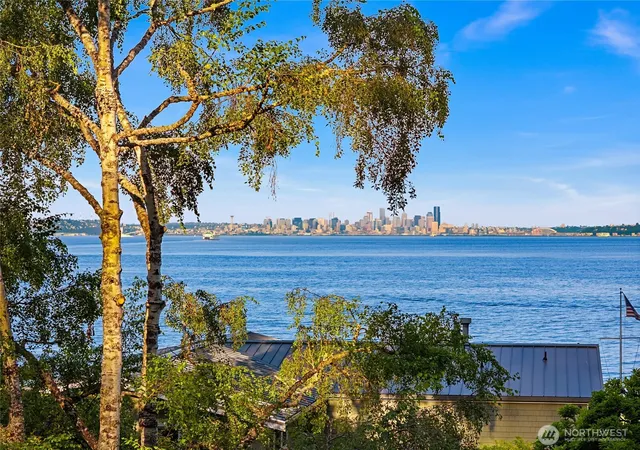 Photo 1 of Single family home for sale at 4089 Rockaway Beach Rd Ne, Bainbridge Island, WA 98110 | MLS# NWM2557974 | Listing updated on 2026-09-23