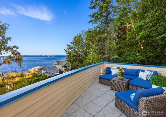 Photo 3 of Single family home for sale at 4089 Rockaway Beach Rd Ne, Bainbridge Island, WA 98110 | MLS# NWM2557974 | Listing updated on 2026-09-23