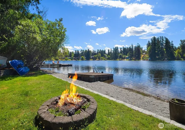 Photo 4 of Sale Pending at 17463 SE 192nd Drive, Renton, WA 98058 | MLS# NWM2557998 | Listing updated on 2026-09-23