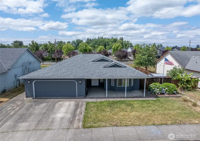 Photo 3 of Sale Pending at 1304 Nw 19 Court, Battle Ground, WA 98604 | MLS# NWM2558001 | Listing updated on 2026-09-29