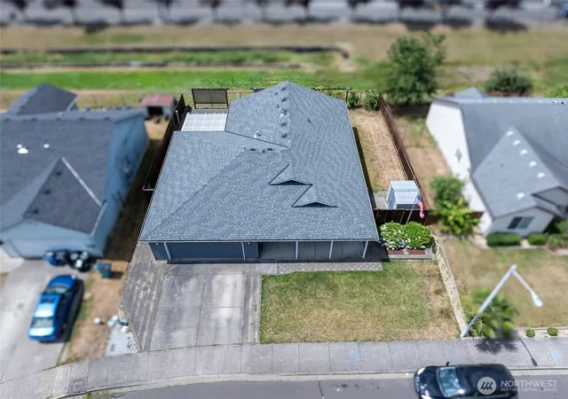 Photo 3 of Sale Pending at 1304 NW 19 Court, Battle Ground, WA 98604 | MLS# NWM2558001 | Listing updated on 2026-09-29