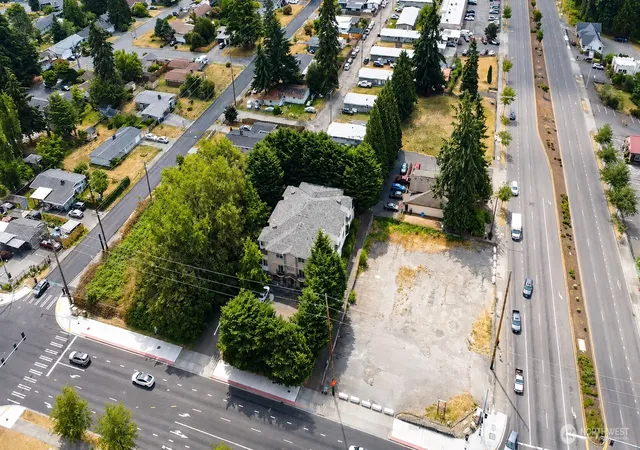 Photo 2 of Townhouse for sale at 1645 288th Street #207, Federal Way, WA 98003 | MLS# NWM2558074 | Listing updated on 2026-09-28