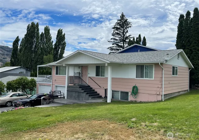 Photo 2 of Single family home for sale at 914 17th Avenue, Oroville, WA 98844 | MLS# NWM2558089 | Listing updated on 2026-09-23