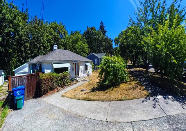 Photo 2 of Sale Pending at 11422 71st Place S, Seattle, WA 98178 | MLS# NWM2558091 | Listing updated on 2026-09-25