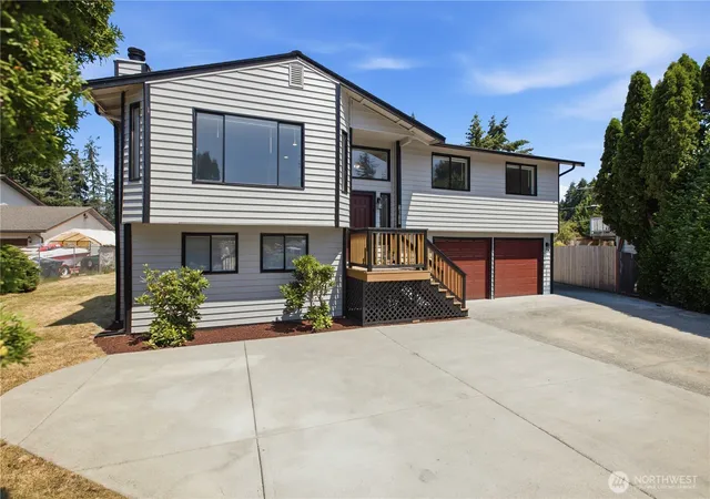Photo 2 of Sale Pending at 1811 162nd Street E, Tacoma, WA 98445 | MLS# NWM2558132 | Listing updated on 2026-09-25