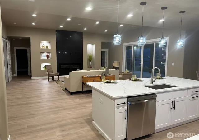 Photo 3 of Single family home for sale at 109 Wren Loop Sw, Mattawa, WA 99349 | MLS# NWM2558175 | Listing updated on 2026-09-23