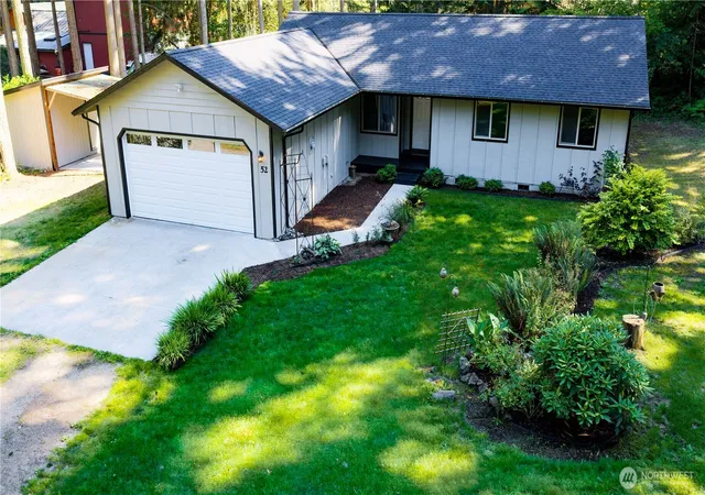 Photo 2 of Single family home for sale at 52 Penny Ln, Port Townsend, WA 98368 | MLS# NWM2558178 | Listing updated on 2026-09-23