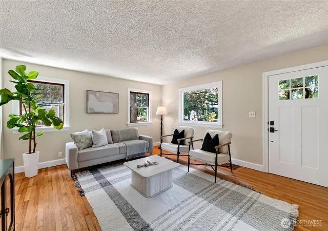 Photo 4 of Single family home for sale at 2910 N 9th Street, Tacoma, WA 98406 | MLS# NWM2558192 | Listing updated on 2026-09-24