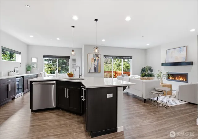 Photo 4 of Sale Pending at 22630 41st Drive SE, Bothell, WA 98021 | MLS# NWM2558229 | Listing updated on 2026-09-30