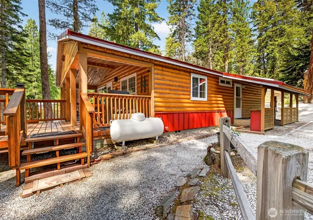 Photo 3 of Manufactured home for sale at 22601 Corral St, Leavenworth, WA 98826 | MLS# NWM2558232 | Listing updated on 2026-09-23
