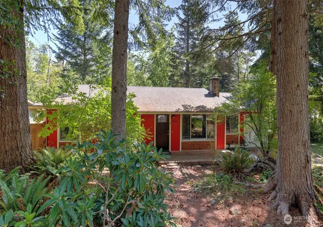 Photo 3 of Single family home for sale at 17140 424th Avenue Se, North Bend, WA 98045 | MLS# NWM2558235 | Listing updated on 2026-09-23