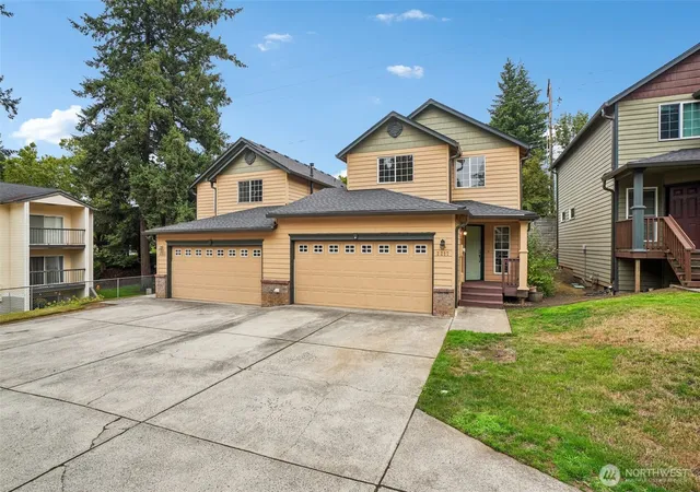Photo 2 of Townhouse for sale at 2217 Ne 137th Court, Vancouver, WA 98684 | MLS# NWM2558244 | Listing updated on 2026-10-01