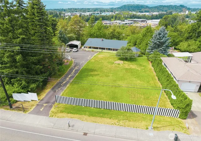 Photo 1 of Single family home for sale at 2501 E Sunset Dr, Bellingham, WA 98226 | MLS# NWM2558255 | Listing updated on 2026-09-23