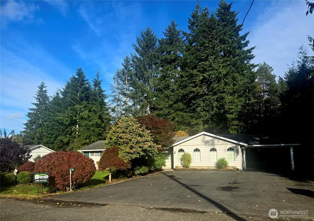 Photo 2 of Single family home for sale at 371 Evergreen Loop, Forks, WA 98331 | MLS# NWM2558283 | Listing updated on 2026-09-30