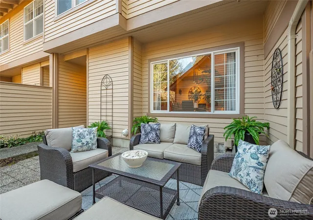 Photo 1 of Sale Pending at 9141 Gleneagle Dr, Blaine, WA 98230 | MLS# NWM2558292 | Listing updated on 2026-09-22
