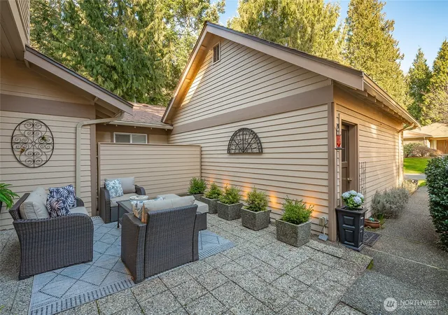 Photo 3 of Sale Pending at 9141 Gleneagle Dr, Blaine, WA 98230 | MLS# NWM2558292 | Listing updated on 2026-09-22