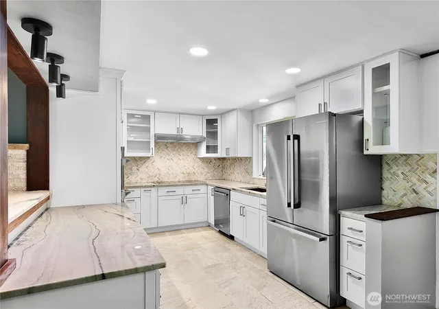 Photo 3 of Single family home for sale at 3730 Ne 194th Street, Lake Forest Park, WA 98155 | MLS# NWM2558293 | Listing updated on 2026-09-23