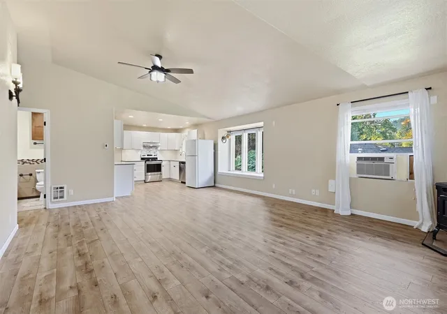 Photo 4 of Sale Pending at 374 Echo Ln, Sedro Woolley, WA 98284 | MLS# NWM2558315 | Listing updated on 2026-09-25