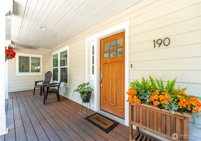 Photo 4 of Single family home for sale at 190 Gray Rd, Toledo, WA 98591 | MLS# NWM2558318 | Listing updated on 2026-09-23