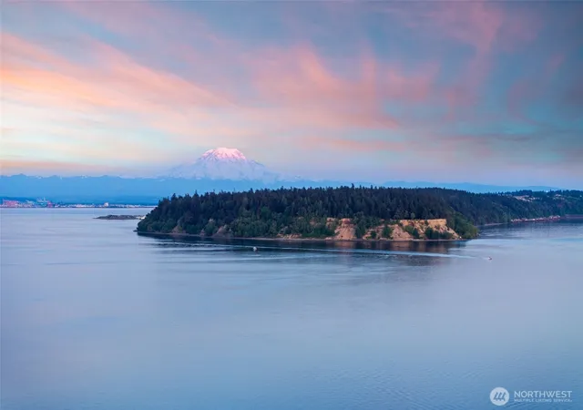 Photo 3 of Single family home for sale at 8409 24th Avenue Nw, Gig Harbor, WA 98332 | MLS# NWM2558325 | Listing updated on 2026-09-23