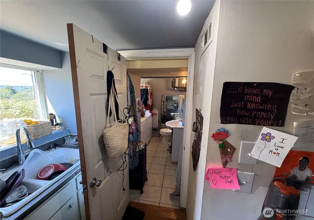 Photo 4 of Single family home for sale at 5309 S Augusta St, Seattle, WA 98178 | MLS# NWM2558340 | Listing updated on 2026-09-23