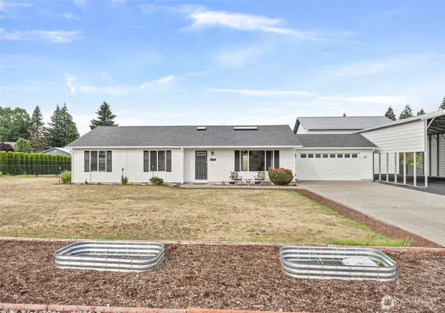 Photo 2 of Single family home for sale at 113 Karen Ct, Chehalis, WA 98532 | MLS# NWM2558349 | Listing updated on 2026-09-25