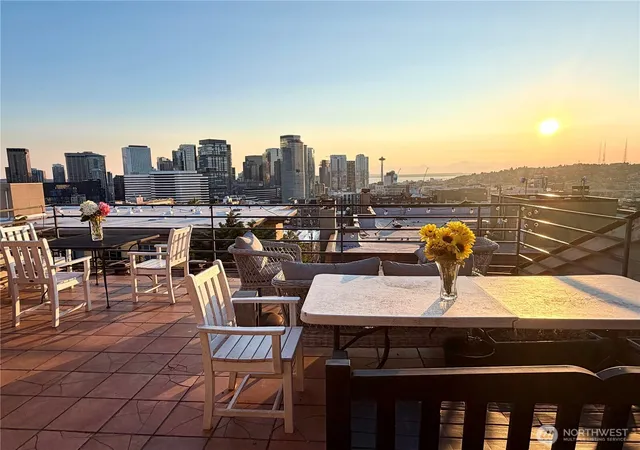Photo 3 of Condo for sale at 712 E Denny Way #401, Seattle, WA 98122 | MLS# NWM2558369 | Listing updated on 2026-09-24