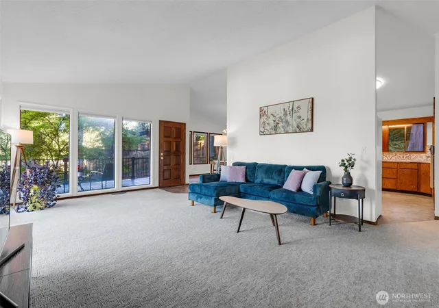 Photo 4 of Single family home for sale at 104 Mcmenomy Dr, Kelso, WA 98626 | MLS# NWM2558377 | Listing updated on 2026-09-23
