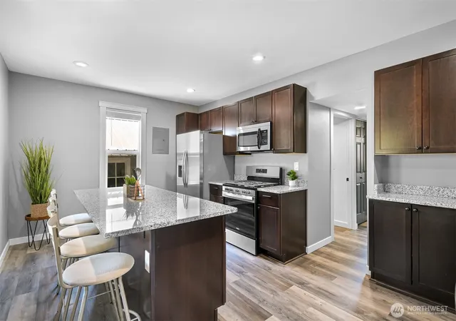 Photo 3 of Sale Pending at 230 Vancouver St, Sumas, WA 98295 | MLS# NWM2558395 | Listing updated on 2026-09-25