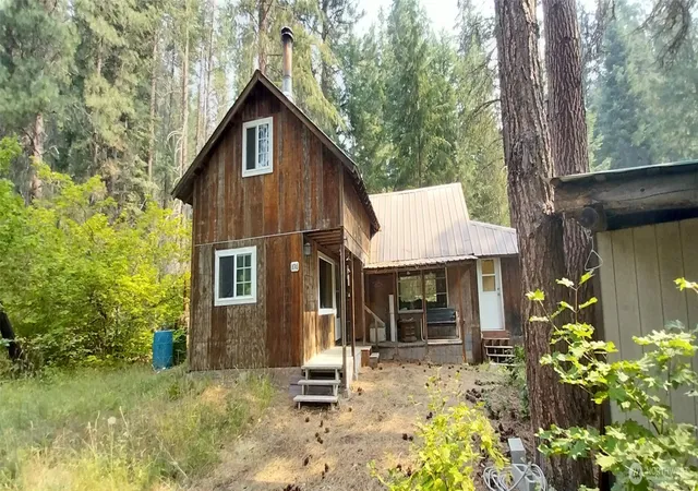 Photo 2 of Single family home for sale at 16745 2nd Creek Rd, Leavenworth, WA 98826 | MLS# NWM2558420 | Listing updated on 2026-09-23