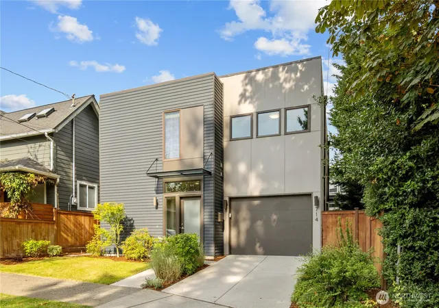 Photo 2 of Single family home for sale at 714 28th Avenue S, Seattle, WA 98144 | MLS# NWM2558427 | Listing updated on 2026-10-02