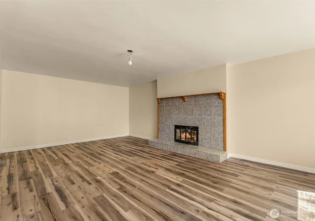 Photo 4 of Single family home for sale at 845 N Devon Ave, East Wenatchee, WA 98802 | MLS# NWM2558429 | Listing updated on 2026-09-23