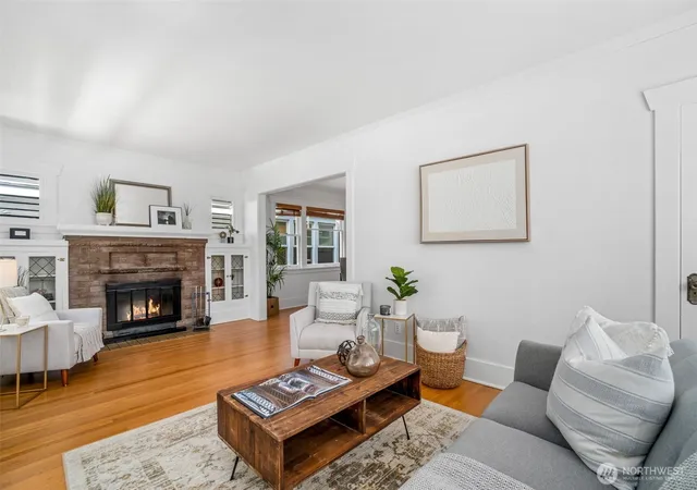 Photo 3 of Single family home for sale at 1928 9th Avenue W, Seattle, WA 98119 | MLS# NWM2558439 | Listing updated on 2026-09-26