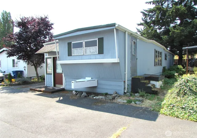 Photo 2 of Manufactured home for sale at 24222 54th Avenue W #67, Mountlake Terrace, WA 98043 | MLS# NWM2558444 | Listing updated on 2026-10-02