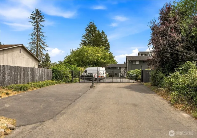 Photo 1 of Townhouse for sale at 1040 S 320th Street #36, Federal Way, WA 98003 | MLS# NWM2558460 | Listing updated on 2026-09-29