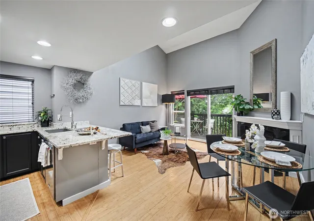 Photo 3 of Townhouse for sale at 908 Hiawatha Pl S #B, Seattle, WA 98144 | MLS# NWM2558472 | Listing updated on 2026-09-24