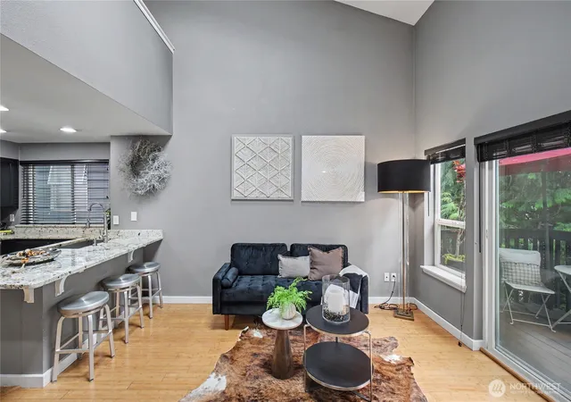 Photo 3 of Townhouse for sale at 908 Hiawatha Pl S #B, Seattle, WA 98144 | MLS# NWM2558472 | Listing updated on 2026-09-24
