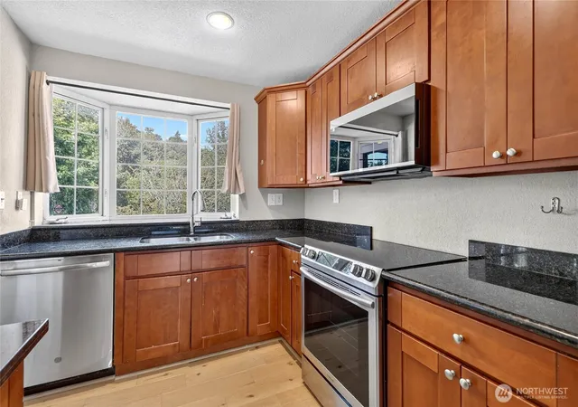 Photo 3 of Single family home for sale at 6704 23rd Avenue SW, Seattle, WA 98106 | MLS# NWM2558494 | Listing updated on 2026-09-23