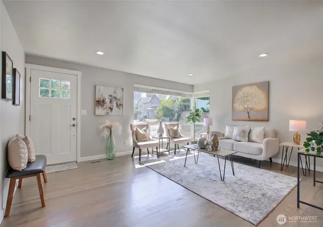 Photo 3 of Single family home for sale at 2025 Edmonds Ave Ne, Renton, WA 98056 | MLS# NWM2558498 | Listing updated on 2026-09-23