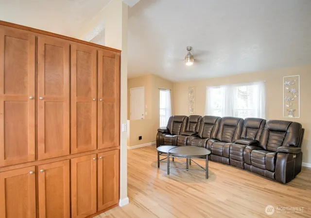 Photo 3 of Manufactured home for sale at 1205 Marion St #22, Centralia, WA 98531 | MLS# NWM2558508 | Listing updated on 2026-09-23