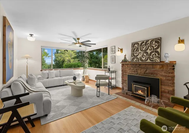 Photo 4 of Single family home for sale at 311 S 104th Street, Seattle, WA 98168 | MLS# NWM2558521 | Listing updated on 2026-10-01