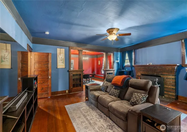 Photo 3 of Contingent at 312 W 2nd Street, Aberdeen, WA 98520 | MLS# NWM2558599 | Listing updated on 2026-09-23
