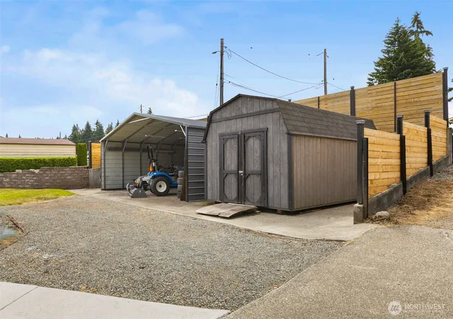 Photo 3 of Sale Pending at 5401 47th Avenue E, Tacoma, WA 98443 | MLS# NWM2558619 | Listing updated on 2026-09-22