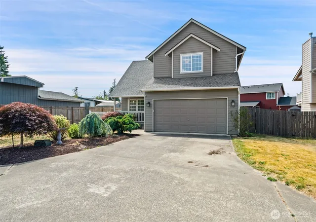 Photo 2 of Sale Pending at 3512 Nanette Ln Se, Port Orchard, WA 98366 | MLS# NWM2558642 | Listing updated on 2026-09-30